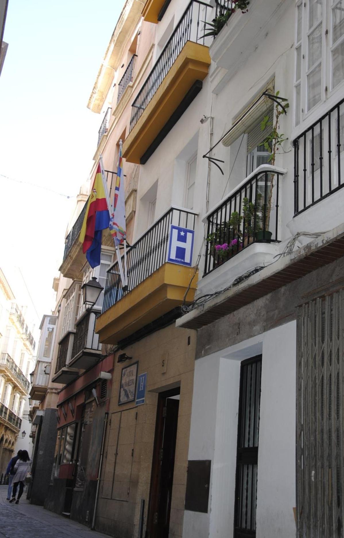 Hostal Canalejas Cádiz Buitenkant foto