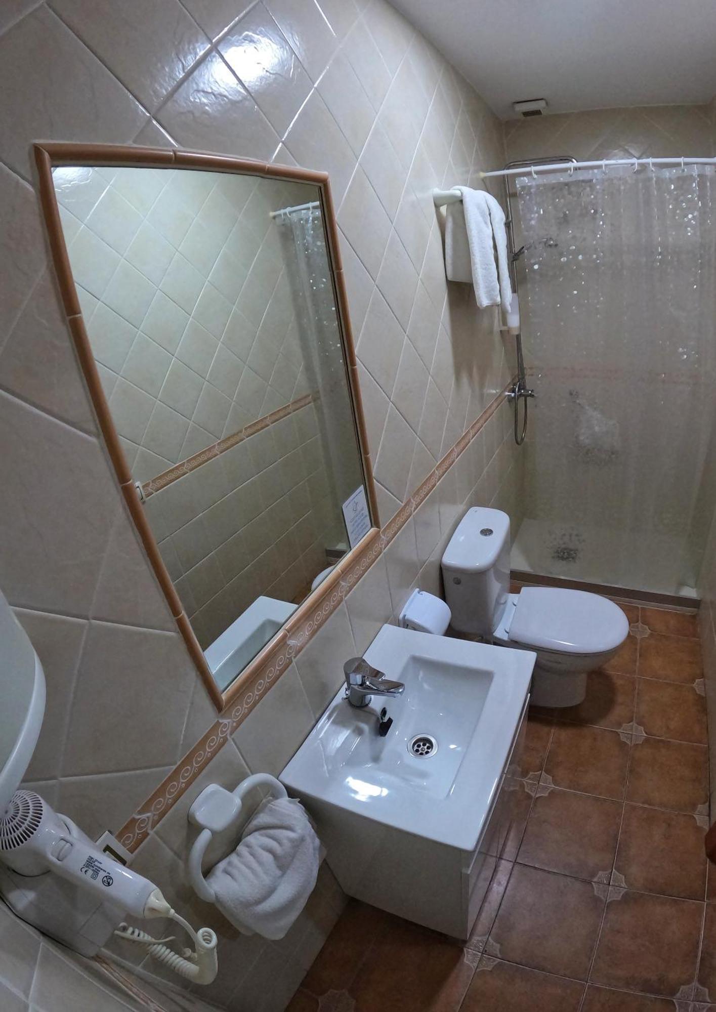 Hostal Canalejas Cádiz Buitenkant foto